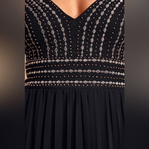 NWT Lulu’s Glamorous Gala Black Embroidered Maxi Dress - Picture 11 of 11